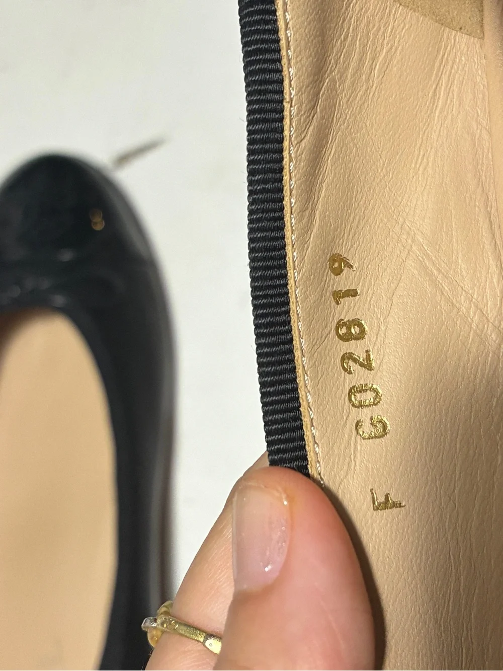 CHANEL Black Leather Cap-Toe Bow Ballet Flats